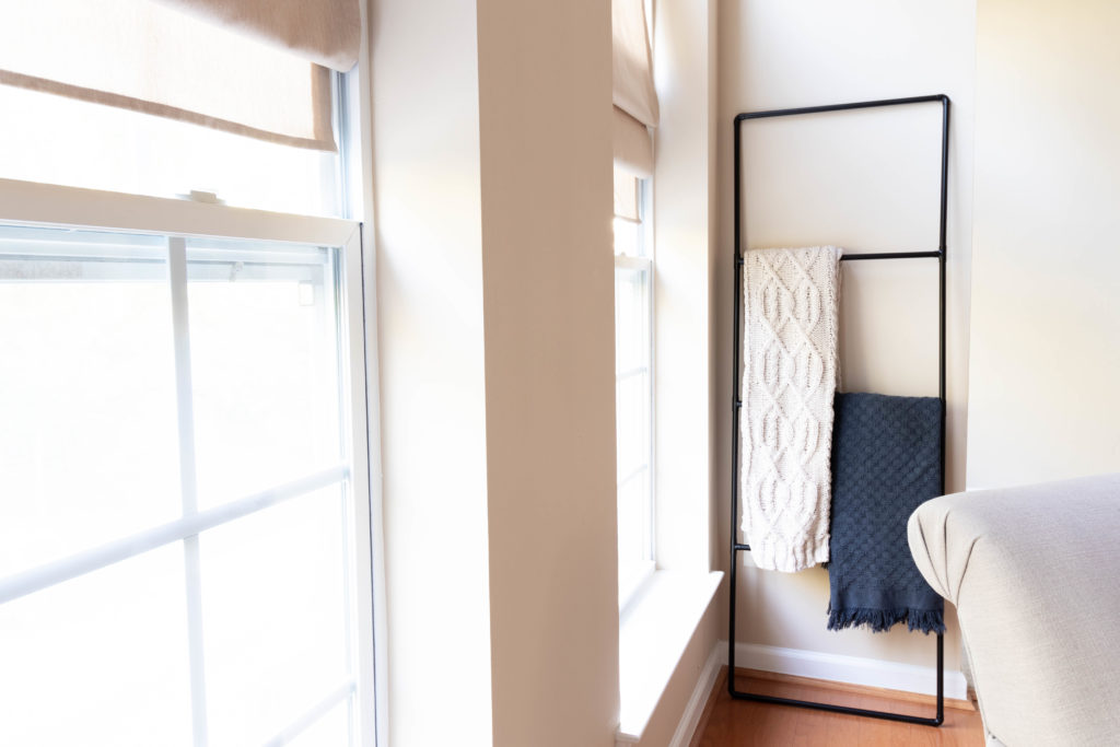 DIY black Blanket ladder