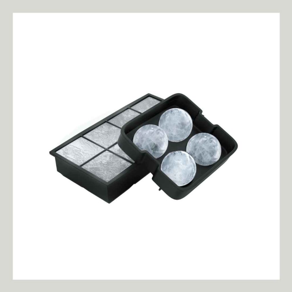 round and square ice cubes