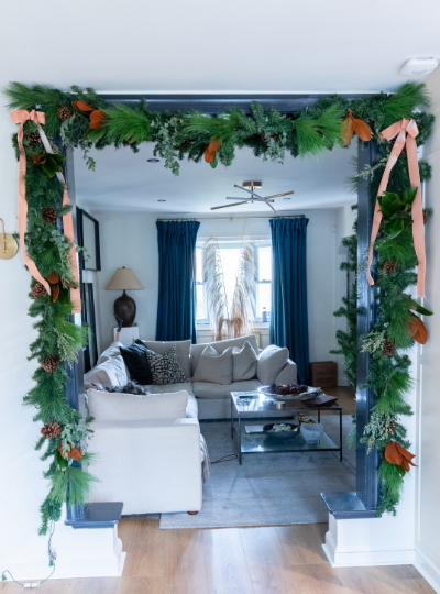 Blog Featured Photo for Holiday 2021 How to hang up Garland